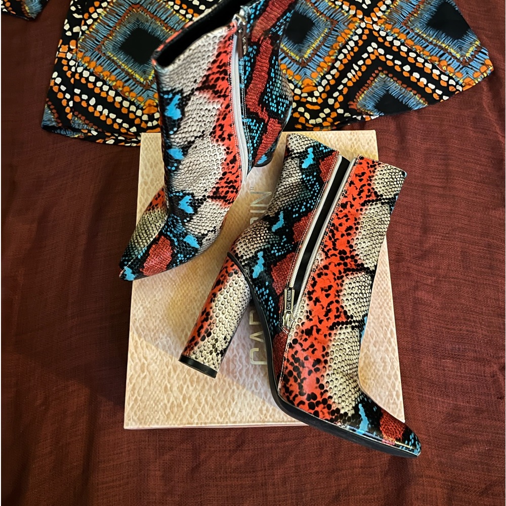 💎Multi-Color Animal Print Booties💎 - Picture 4 of 7